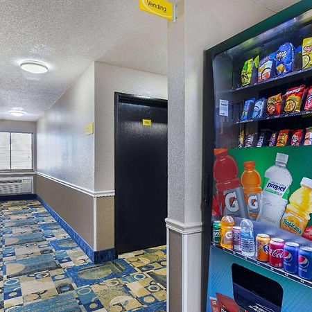 ซูเปอร์ 8 บาย วินด์แฮม ซัมเมอเซต Hotel ซอมเมอร์เซ็ท ภายนอก รูปภาพ
