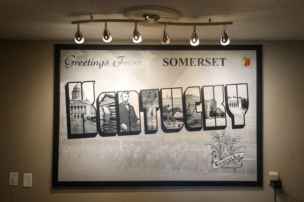 ซูเปอร์ 8 บาย วินด์แฮม ซัมเมอเซต Hotel ซอมเมอร์เซ็ท ภายนอก รูปภาพ