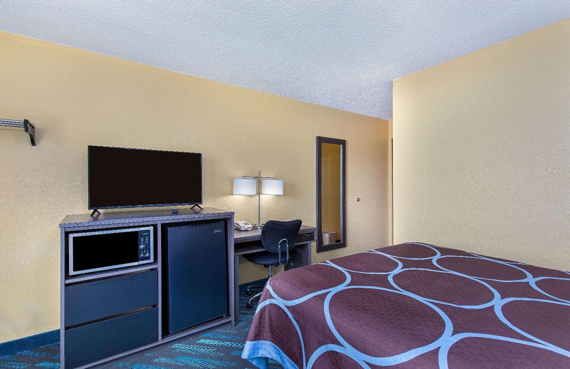 ซูเปอร์ 8 บาย วินด์แฮม ซัมเมอเซต Hotel ซอมเมอร์เซ็ท ภายนอก รูปภาพ